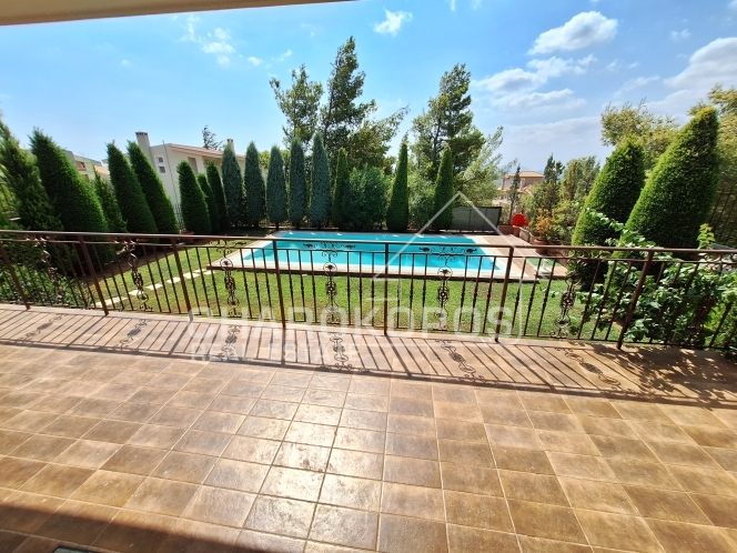 property-img